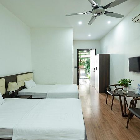 Khach San Det Hotell Nam Dinh Exteriör bild