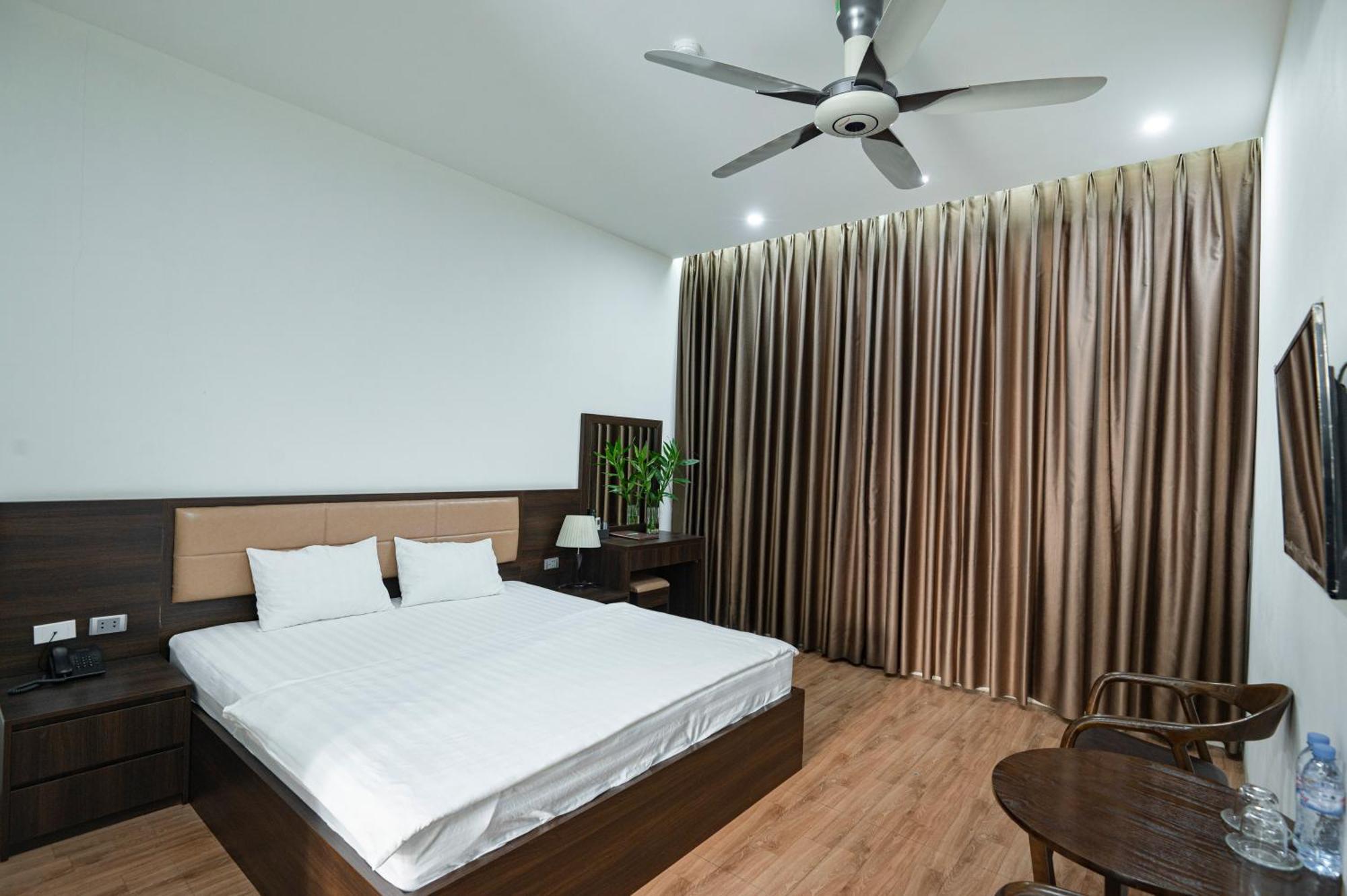 Khach San Det Hotell Nam Dinh Exteriör bild