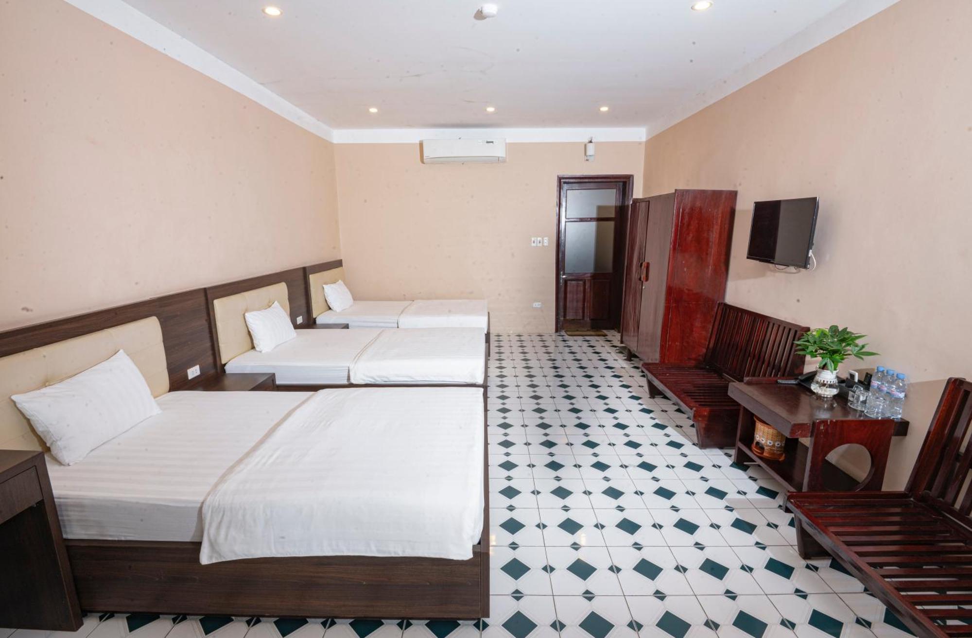 Khach San Det Hotell Nam Dinh Exteriör bild