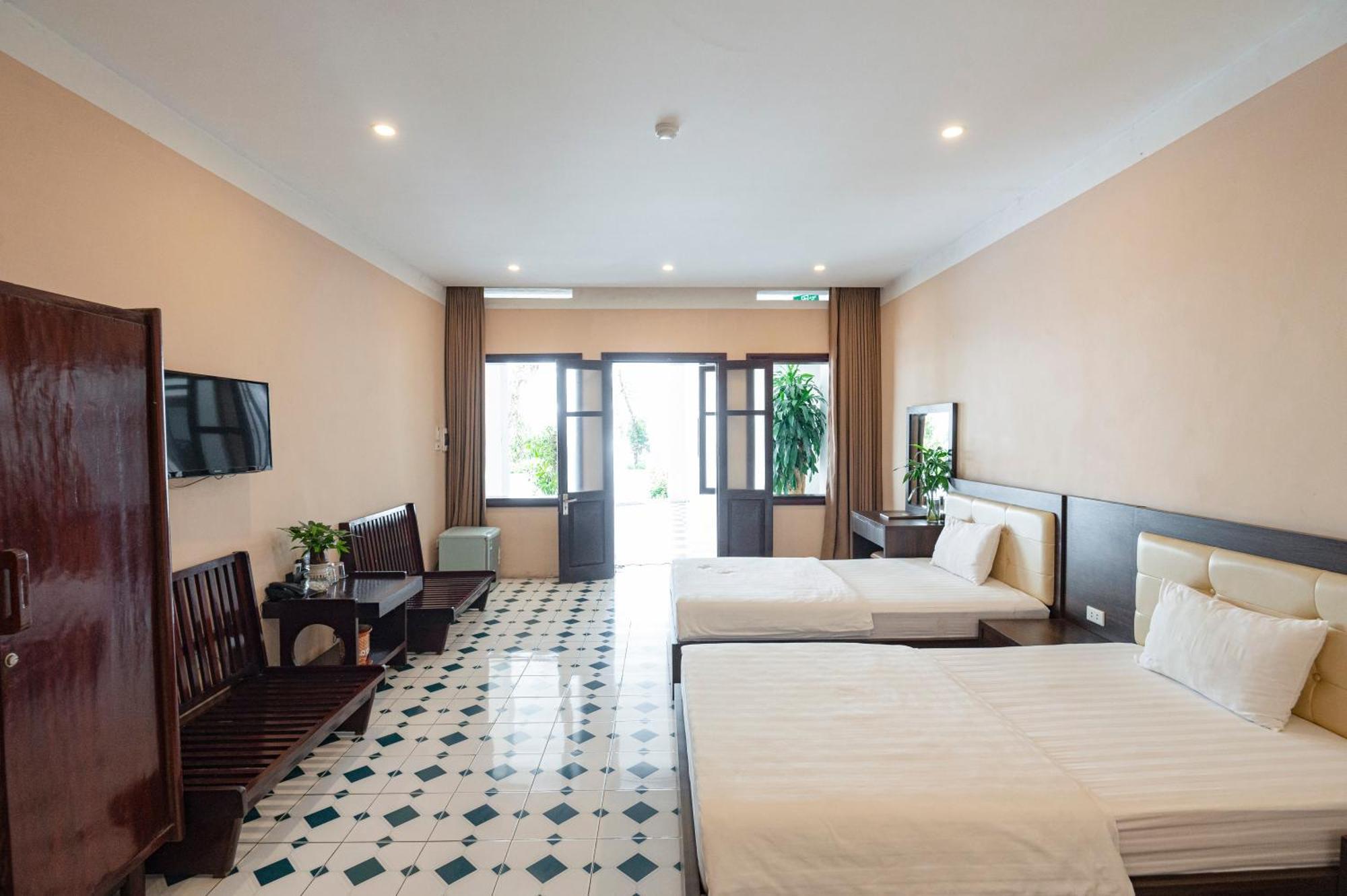 Khach San Det Hotell Nam Dinh Exteriör bild
