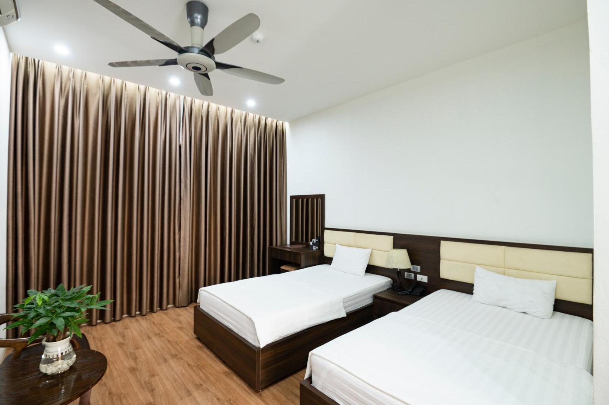 Khach San Det Hotell Nam Dinh Exteriör bild