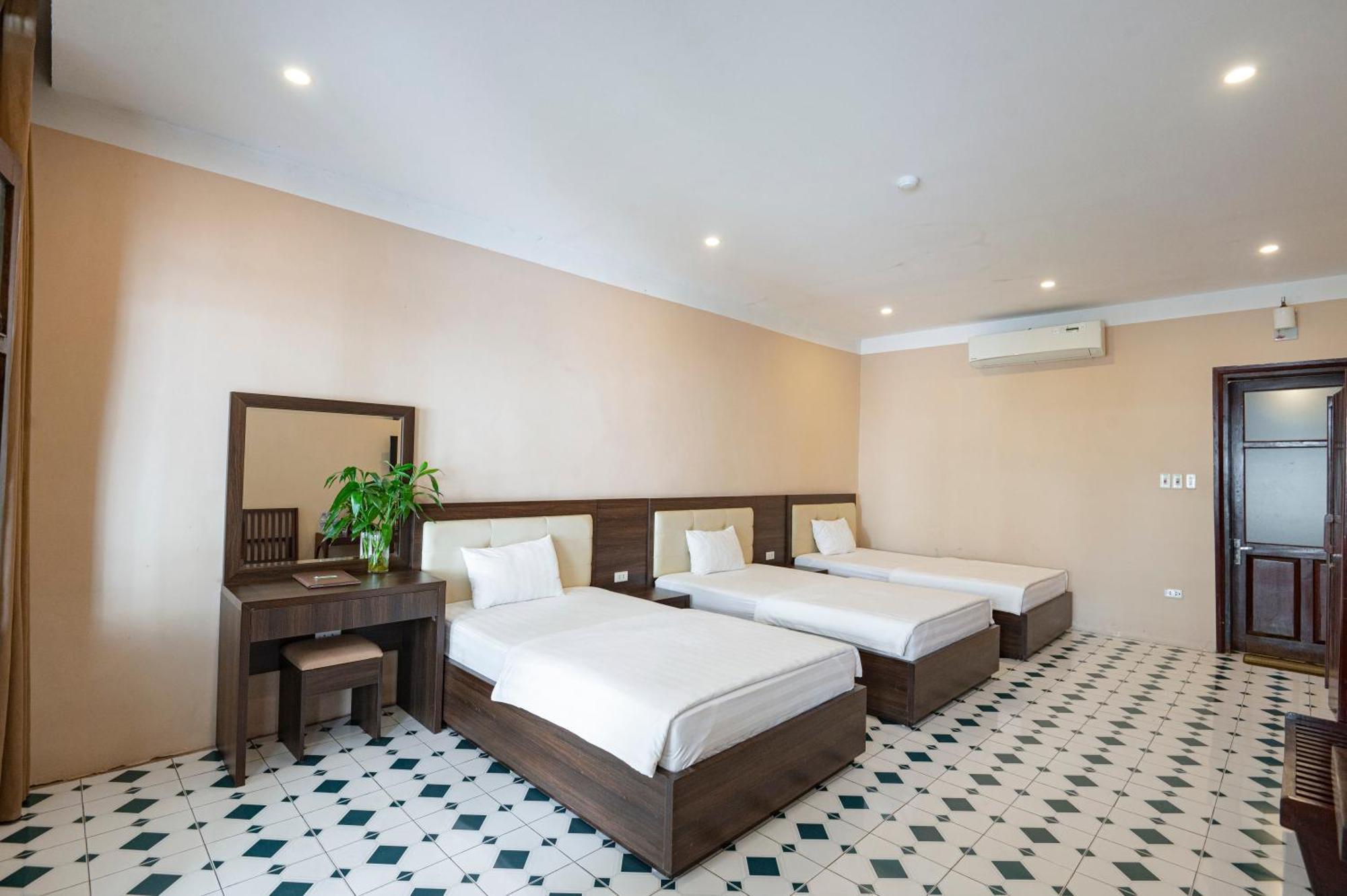 Khach San Det Hotell Nam Dinh Exteriör bild